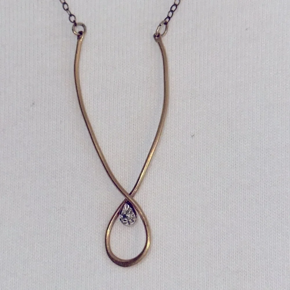 Vintage Avon 10kt gold filled dainty twisted wire‎ necklace